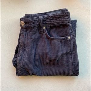 NWOT BDG Washed Black Corduroy High-Waisted Mom Jeans 28